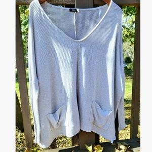 BDG gray pocketed pullover